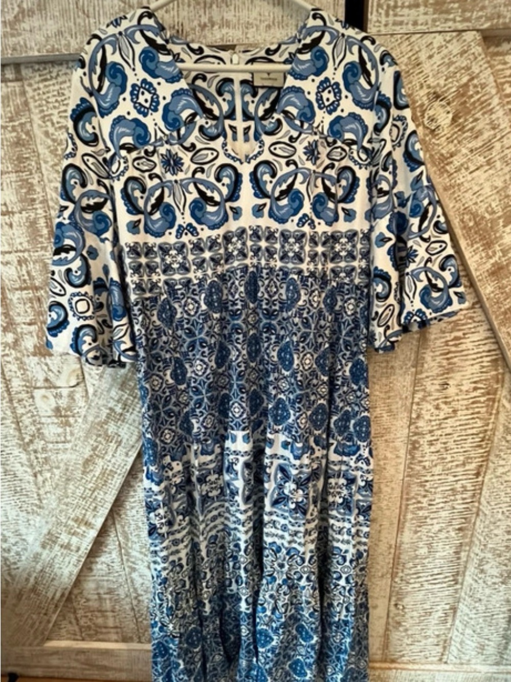 Tuckernuck Blue and White Floral Tiered Midi Dress XL